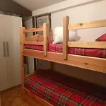 Petit Maison - *