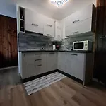 Apartamento Petit Maison - *