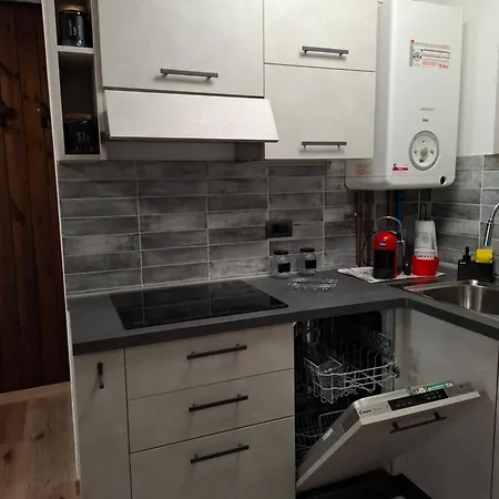 Petit Maison - 발토우르넨체